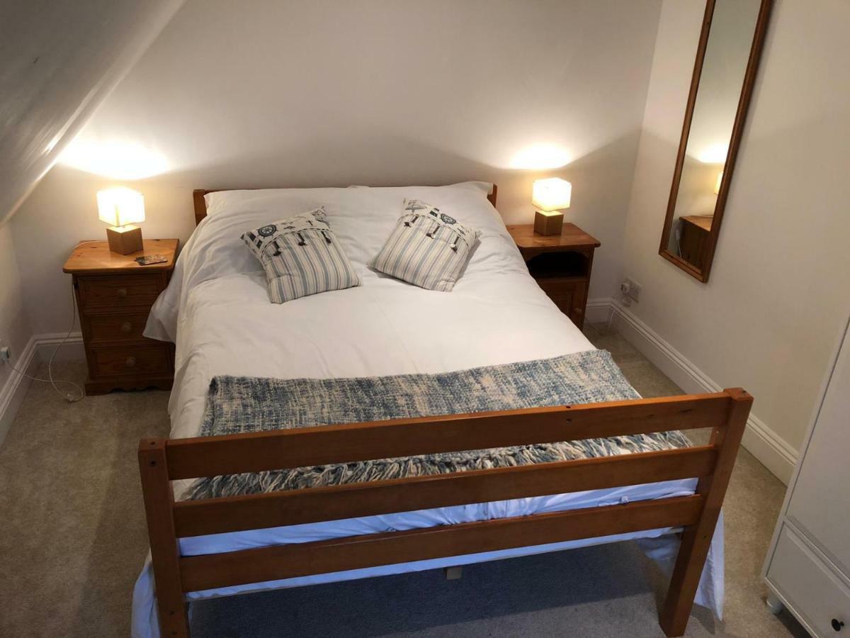 Church Farm Cottage Τσέλτενχαμ Εξωτερικό φωτογραφία